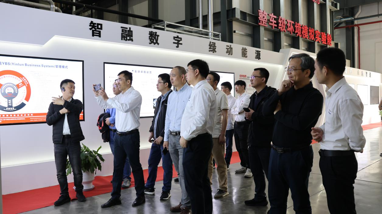 深化技术合作 共谋创新发展——柳工与yp街机电子游戏联合举行首届科技日活动